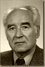 Проф. др Момчило Д. Милисављевић